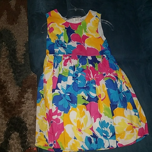 2 Colorful Little Girl's Dresses - Picture 5 of 7